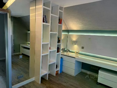 Сдается 3-этажный таунхаус, 200 м²