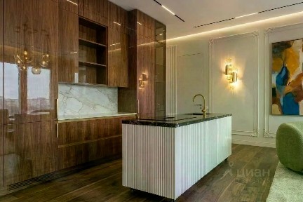 Сдается 4-комн. квартира, 131 м²