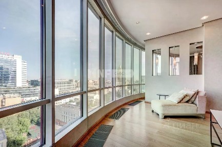 Сдается 3-комн. квартира, 192,5 м²