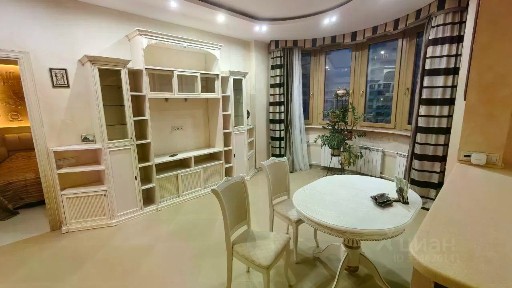 Сдается 4-комн. квартира, 156 м²