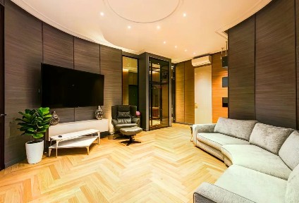 Сдается 4-комн. квартира, 130 м²