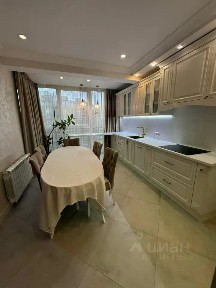 Продается 3-комн. квартира, 95 м²