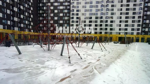 Продается 2-комн. квартира, 70 м²