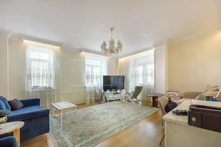 Продается 3-комн. квартира, 105,6 м²