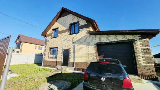 Сдается 2-этажный дом, 160 м²