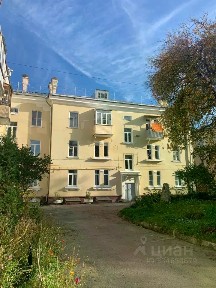 Продается 2-комн. квартира, 65 м²