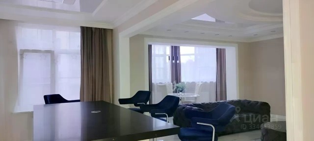 Продается 3-комн. квартира, 146 м²