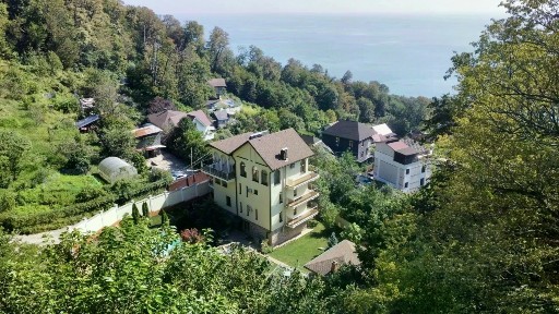 Продается 4-этажный дом, 360 м²