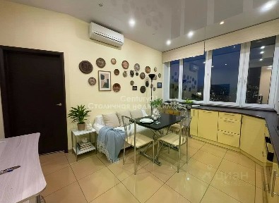 Продается 2-комн. квартира, 55 м²