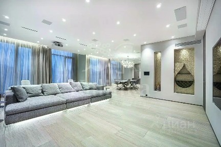Продаются 5-комн. апартаменты, 340 м²