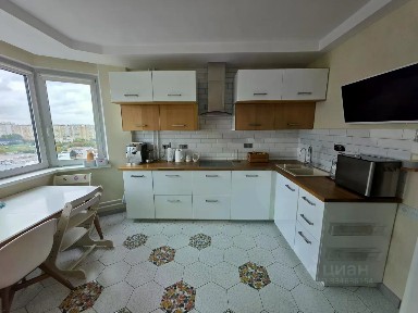 Продается 2-комн. квартира, 64 м²