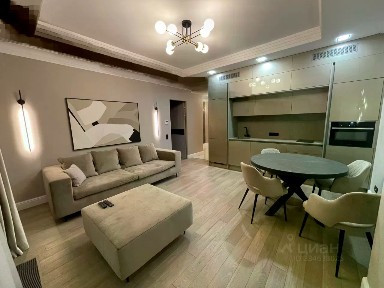 Продаются 2-комн. апартаменты, 60 м²
