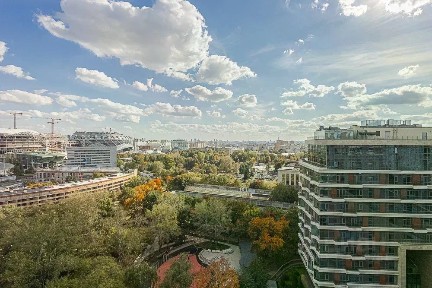 Продается квартира свободной планировки, 490 м²