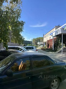 Продается здание, 4 700 м²