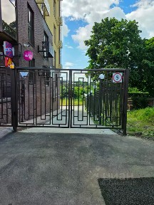 Продается 4-комн. квартира, 143 м²