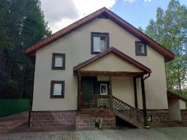Продается 2-этажный коттедж, 298 м²