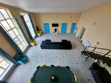 Сдается 2-этажный дом, 220 м²