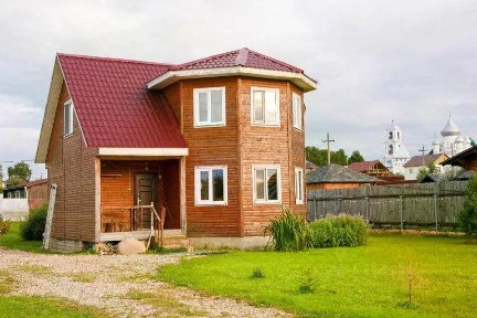 Сдается 2-этажный дом, 100 м²