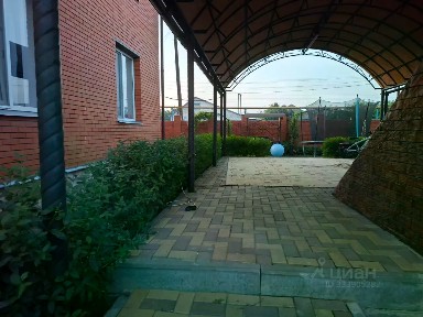 Продается 2-этажный дом, 253,4 м²