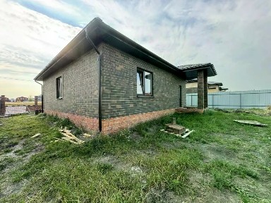Продается 1-этажный дом, 107 м²