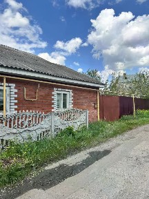 Продается 1/2 часть 1-этажного дома, 120 м²