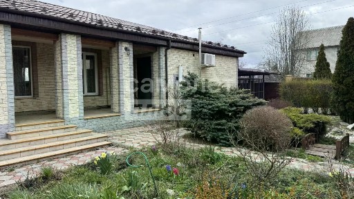 Продается 2-этажный дом, 205,4 м²