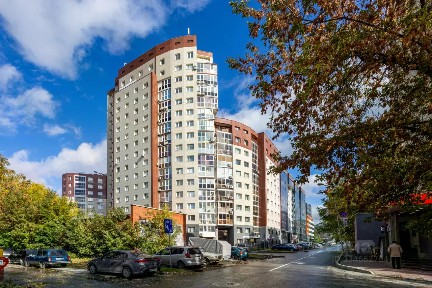 Продается 3-комн. квартира, 144,4 м²
