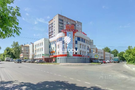 Продается здание, 4 770 м²