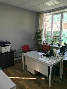 Продается здание, 890 м²
