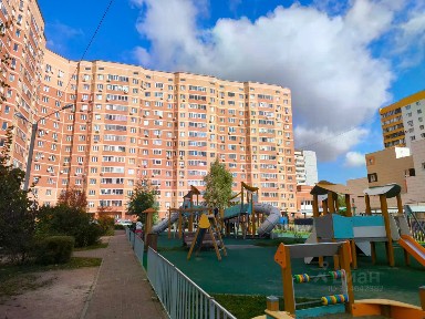 Продается 2-комн. квартира, 60,3 м²
