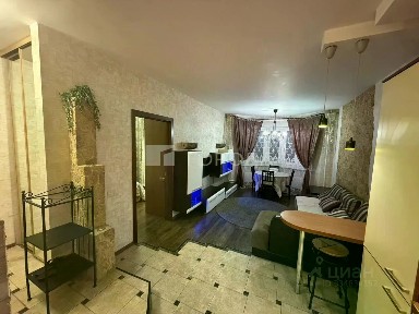 Продается 2-комн. квартира, 42 м²