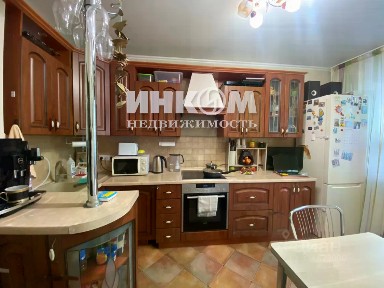 Продается 2-комн. квартира, 61 м²