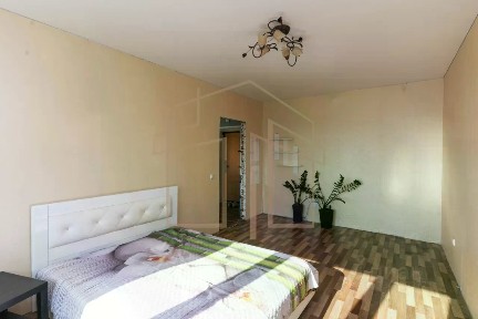 Продается 2-комн. квартира, 65,7 м²