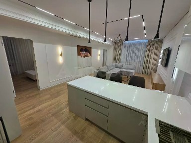 Сдается 3-комн. квартира, 106 м²