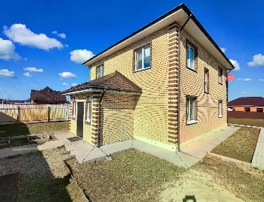 Продается 2-этажный коттедж, 182,4 м²