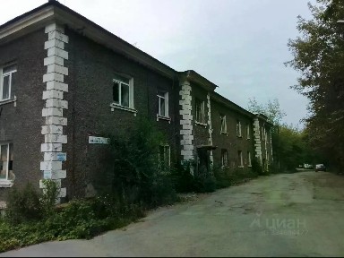 Приморский край, Владивосток, р-н Первомайский, мкр. Чуркин, Киевская ул., 8