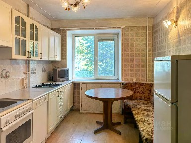 Продается 4-комн. квартира, 90,7 м²