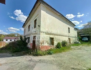 Продается 2-этажный дом, 250 м²