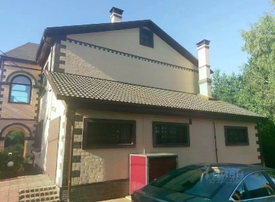Продается 2-этажный дом, 400 м²
