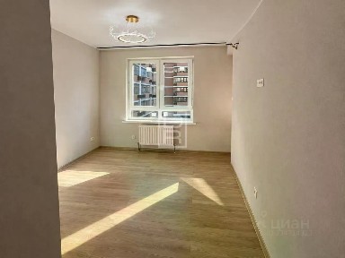 Продается 2-комн. квартира, 42 м²