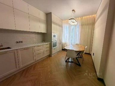 Продается 2-комн. квартира, 62,3 м²