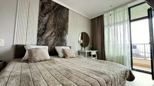 Продаются 1-комн. апартаменты, 52,5 м²
