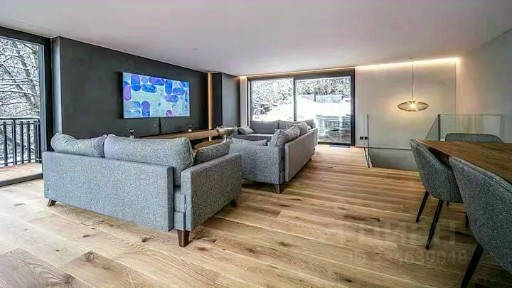 Продаются 2-комн. апартаменты, 57 м²