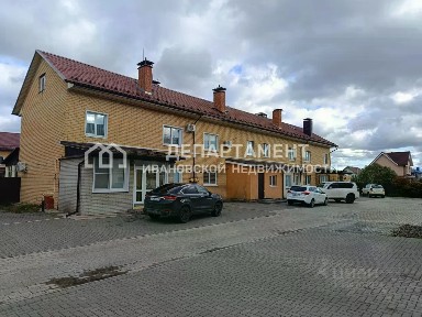 Продается 3-этажный таунхаус, 154 м²