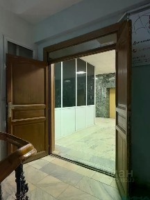 Продается офис, 693,9 м²