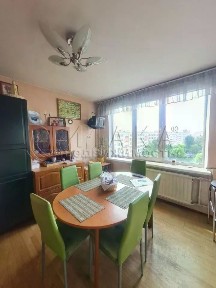 Продается 4-комн. квартира, 75 м²