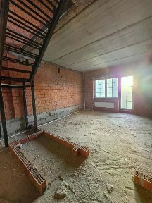 Продается 3-этажный таунхаус, 147 м²