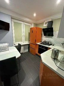 Продается 2-комн. квартира, 42 м²