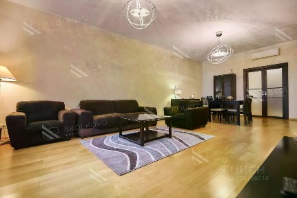 Сдается 3-комн. квартира, 135 м²