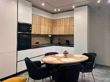 Сдается 3-комн. квартира, 82 м²